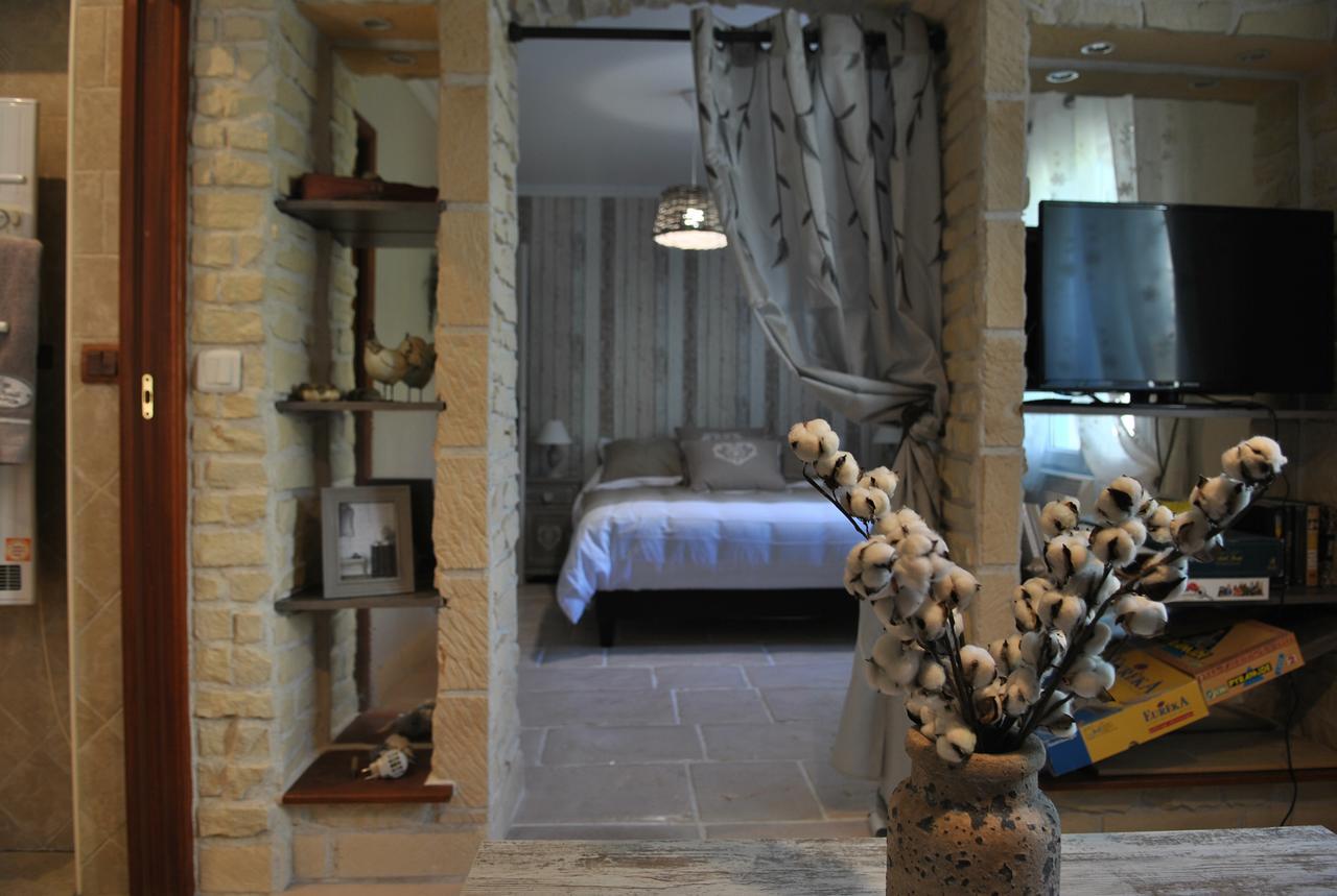 Villa Quinissole Sainte-Anastasie-sur-Issole Экстерьер фото